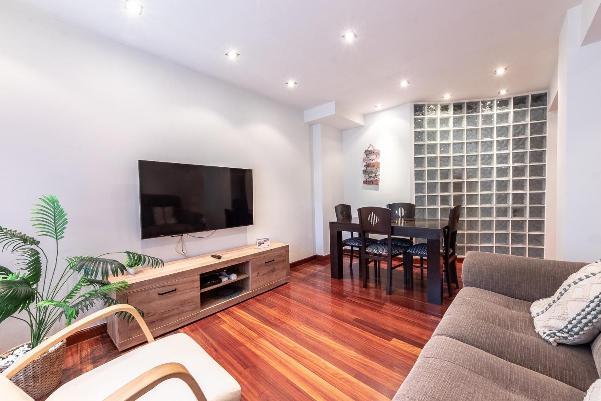 Amplio Y Acogedor Junto A Plaza Zabalburu Appartement Bilbao Buitenkant foto